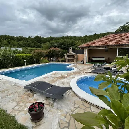 Sunny With Swimming Pool Апартаменты Stolac